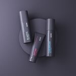 Die drei Produkte der Curls Serie von GLYNT auf dunkel dunkelviolettem Hintergrund